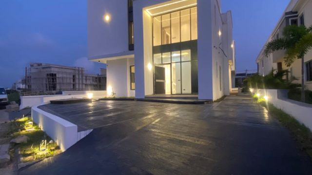 Lekki, Lagos cowrie creek estate14