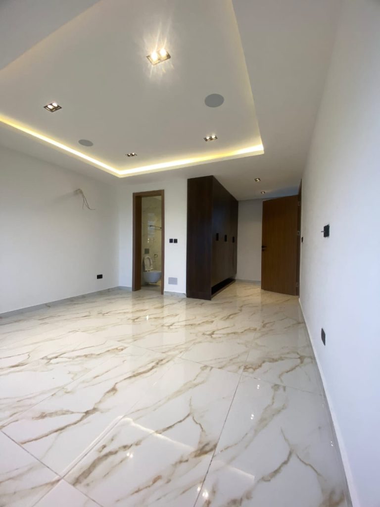 Lekki, Lagos cowrie creek estate3