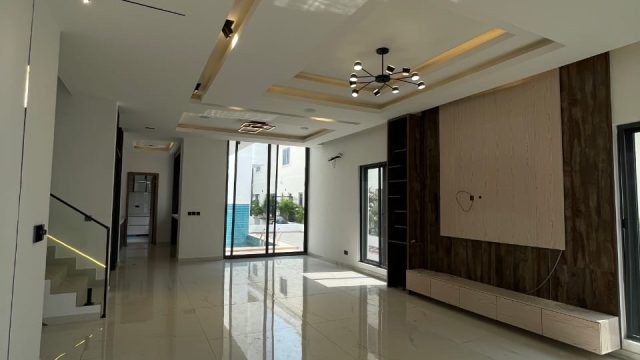 Lekki, Lagos cowrie creek estate7