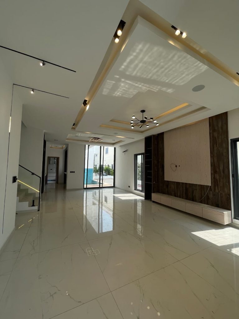 Lekki, Lagos cowrie creek estate7