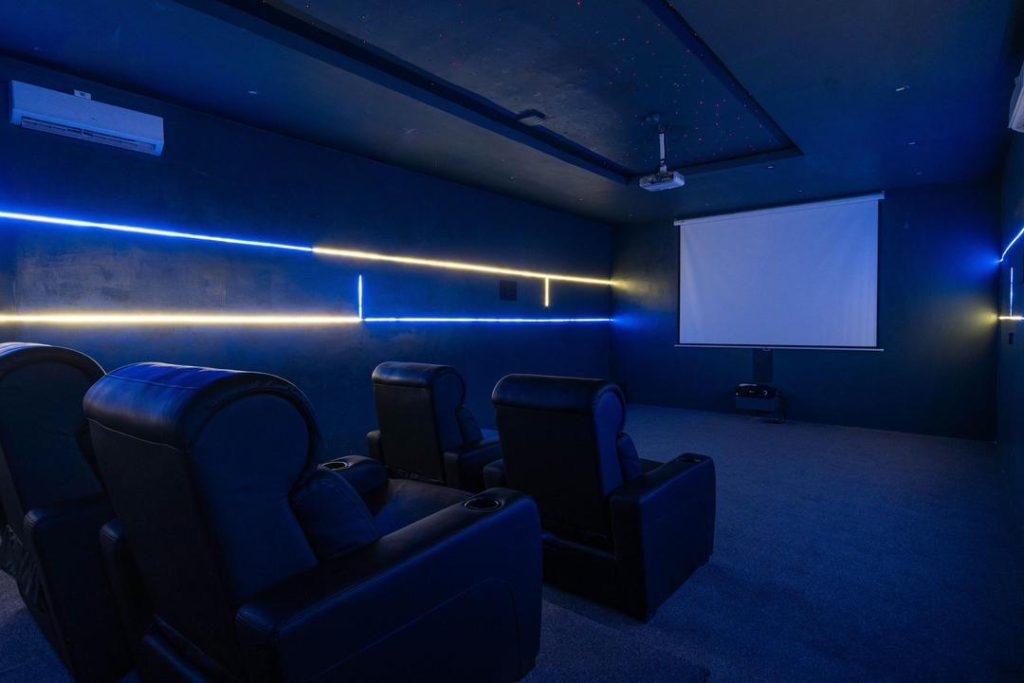 Lekki phase 1 shortlet 6