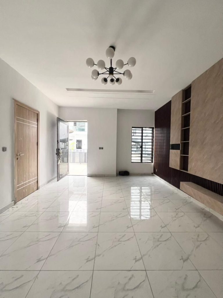Orchid, Lekki, Lagos MMMM