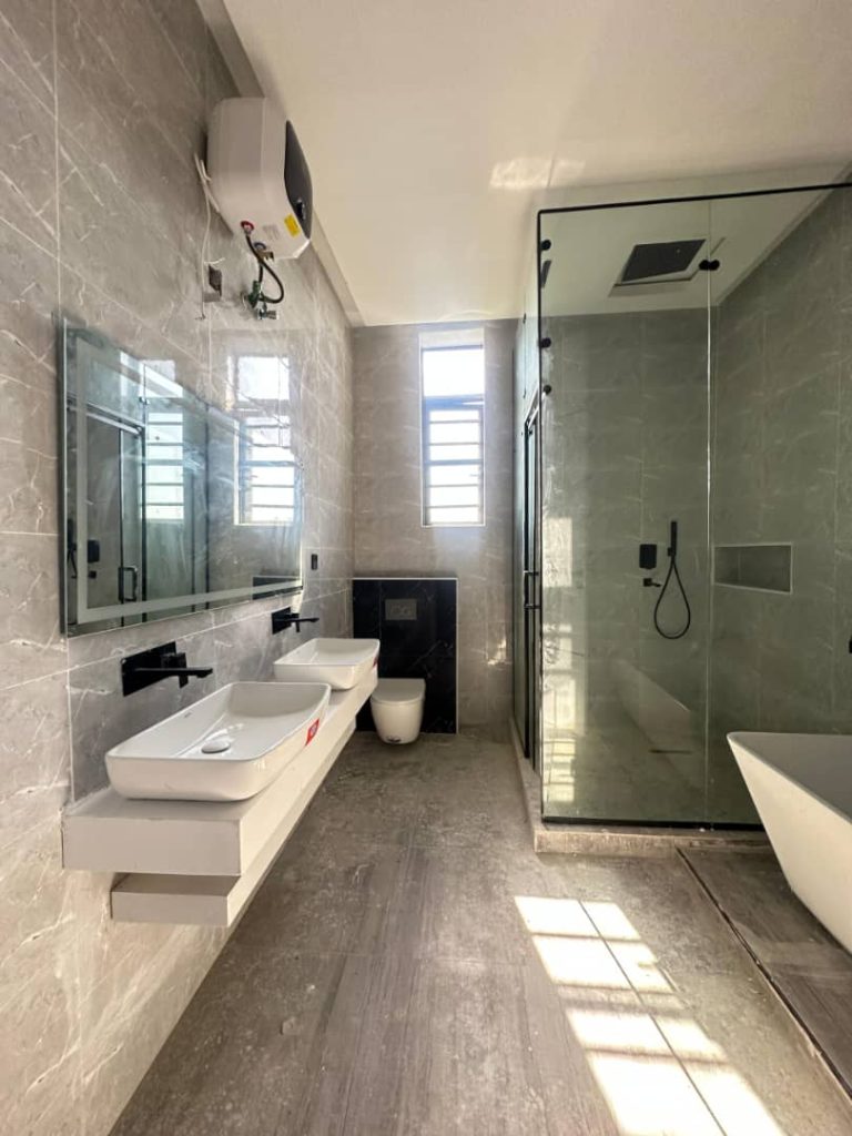 Orchid, Lekki5