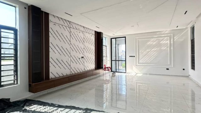 Orchid, Lekki7