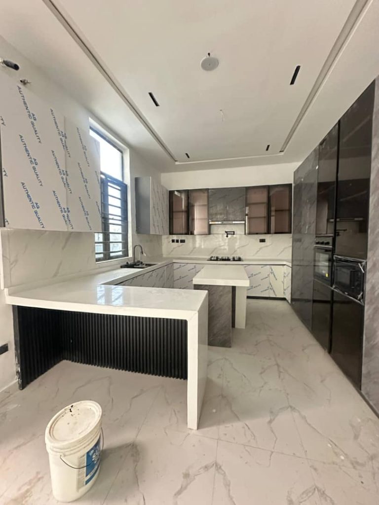 Orchid, Lekki8