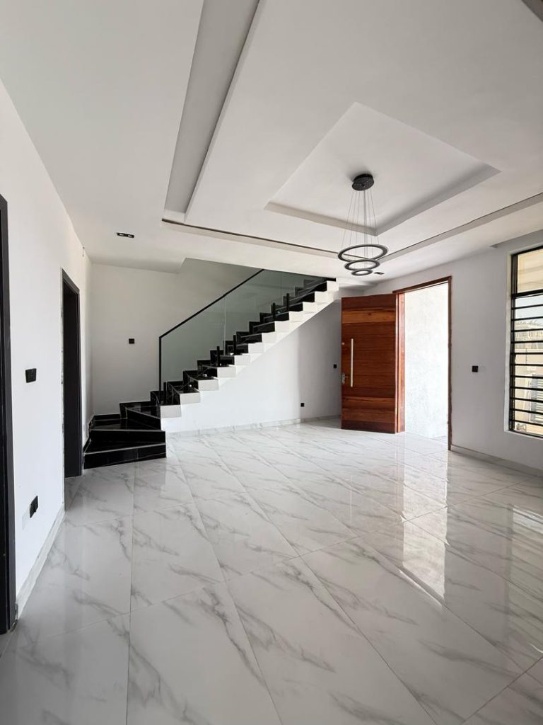 Ikota GRA Extension, Lekki, Lagos10