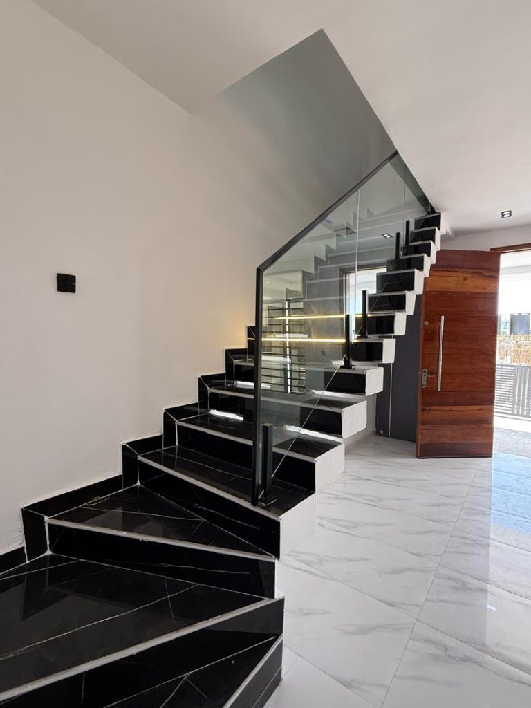 Ikota GRA Extension, Lekki, Lagos2