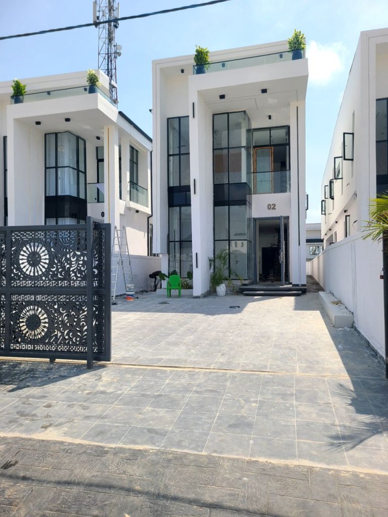 Ikota GRA, Lekki, Lagos1