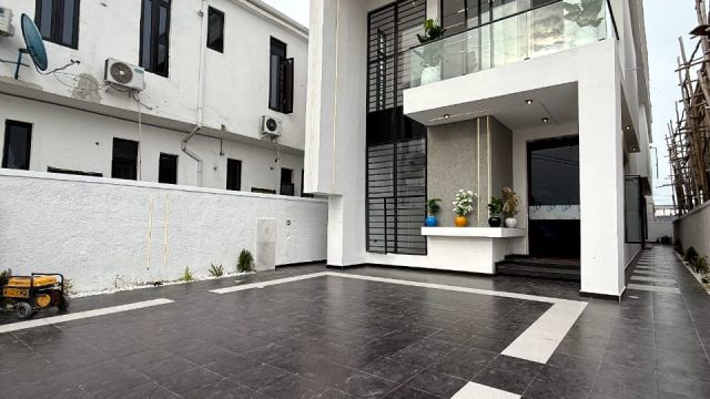 Ikota, Lekki, Lagos