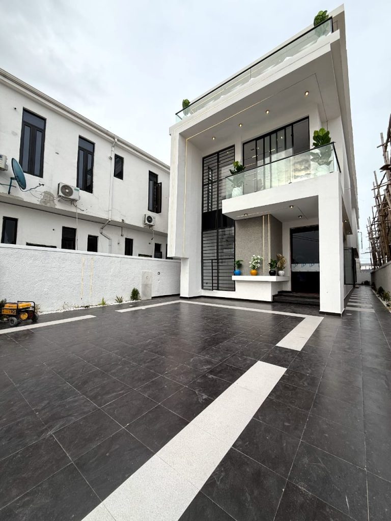 Ikota, Lekki, Lagos